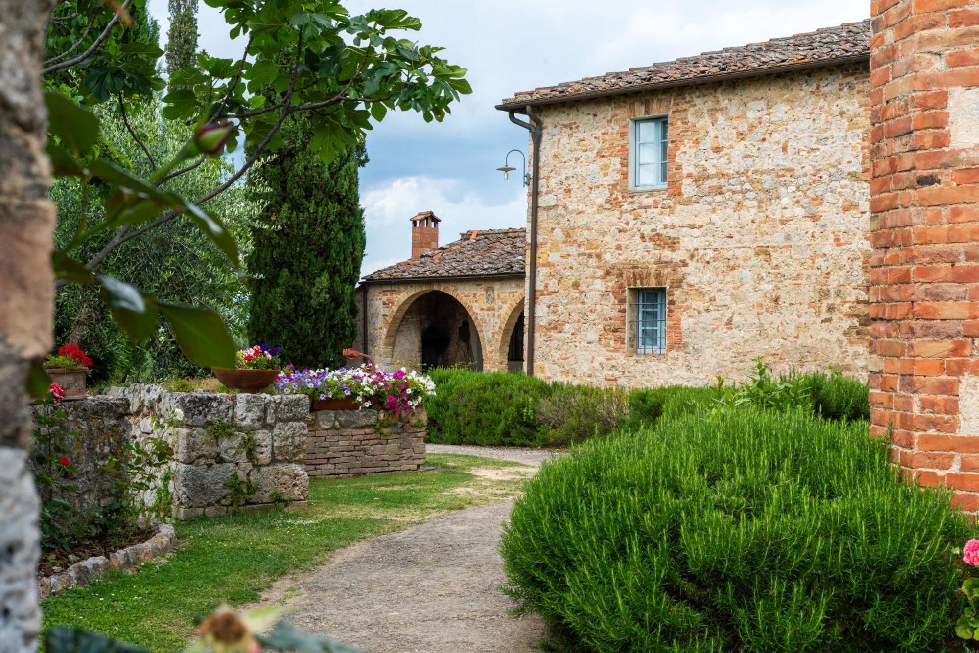 Relais Castelbigozzi Casa de hóspedes Monteriggioni Exterior foto